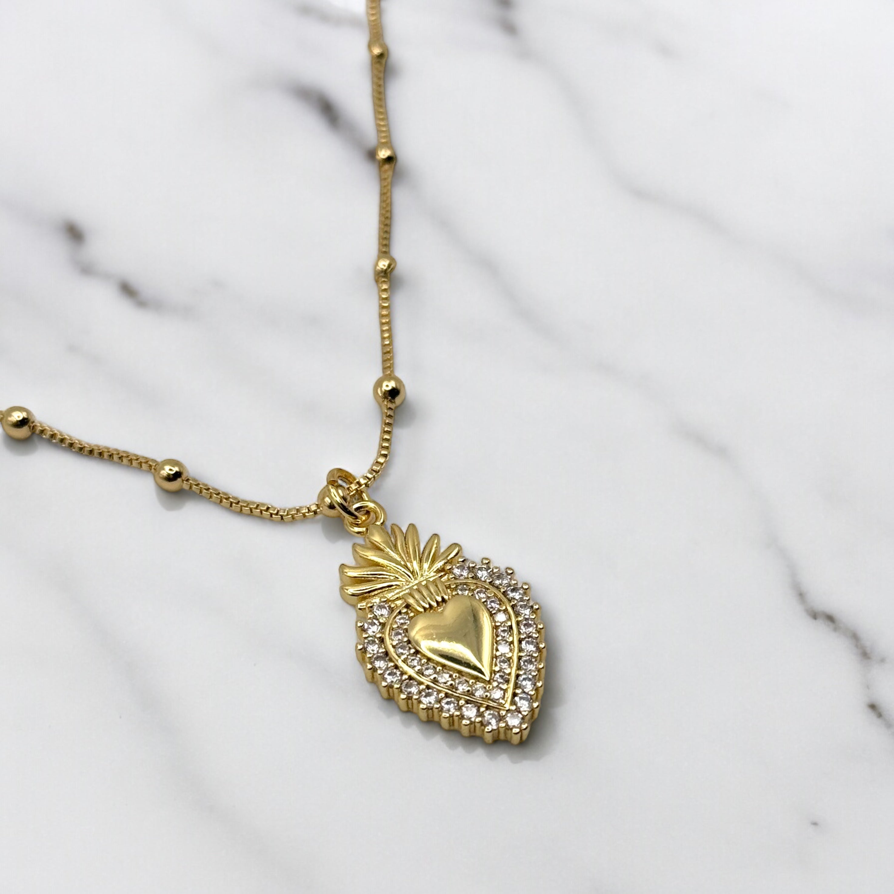 COLLANA "HOLY"