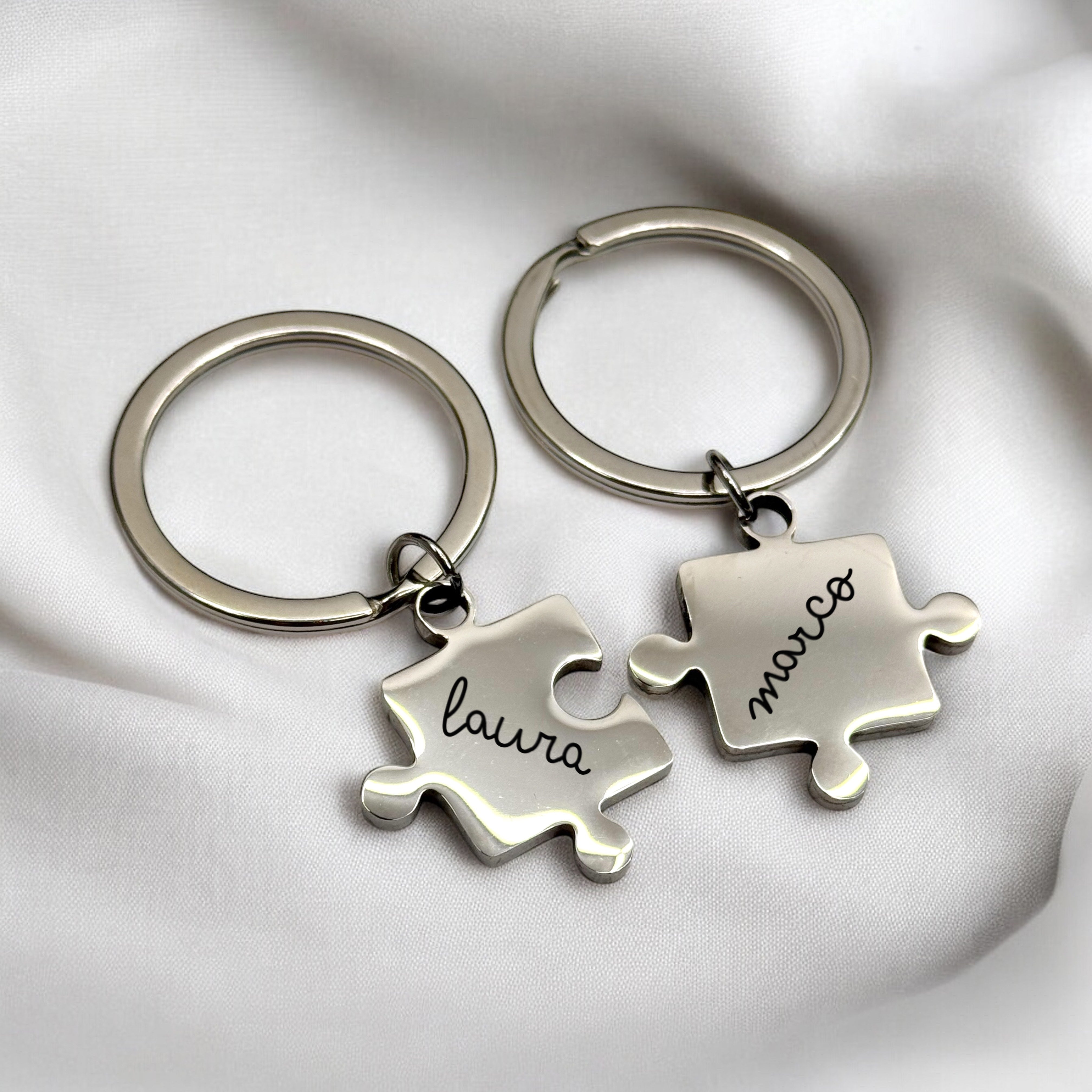 COPPIA DI PORTACHIAVI PERSONALIZZATI “PUZZLE"